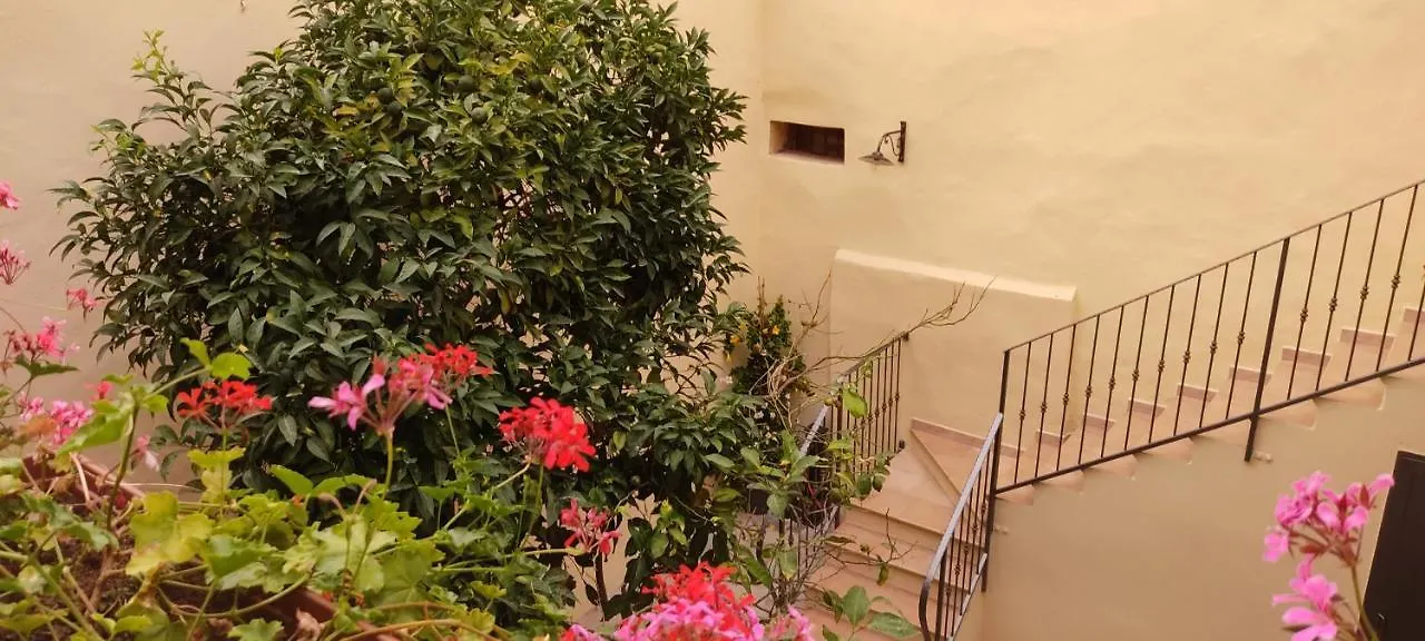 Guest house Domo Antiga Guest Rooms Sorso Italy