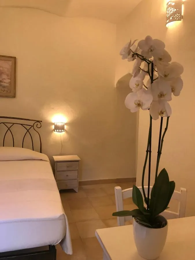 Guest house Domo Antiga Guest Rooms Sorso